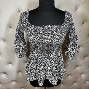 Forever 21 Floral Black And White Women's Top Size S